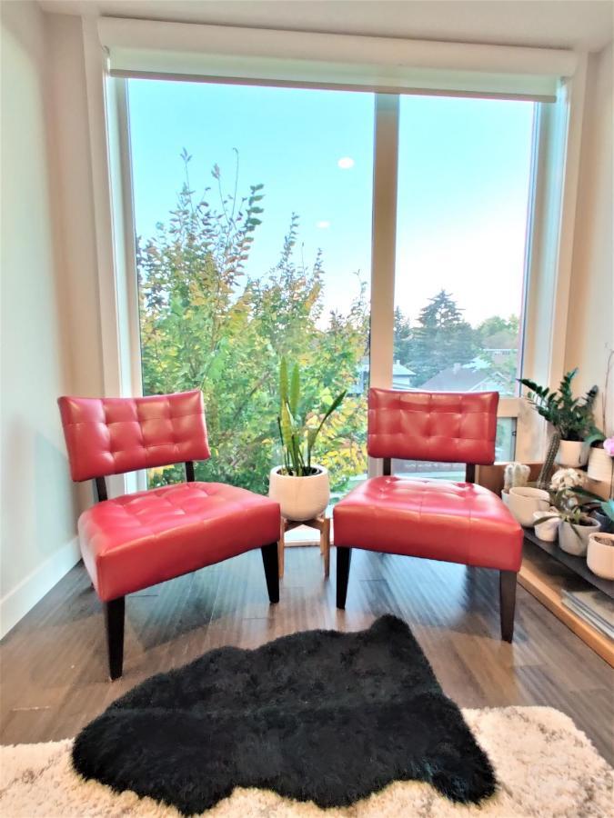 YYC Monki Di Executive Suites - Glas - Luxury Inner City Home 3 Min To Downtown W Private Rooftop Patio Fireplace מראה חיצוני תמונה