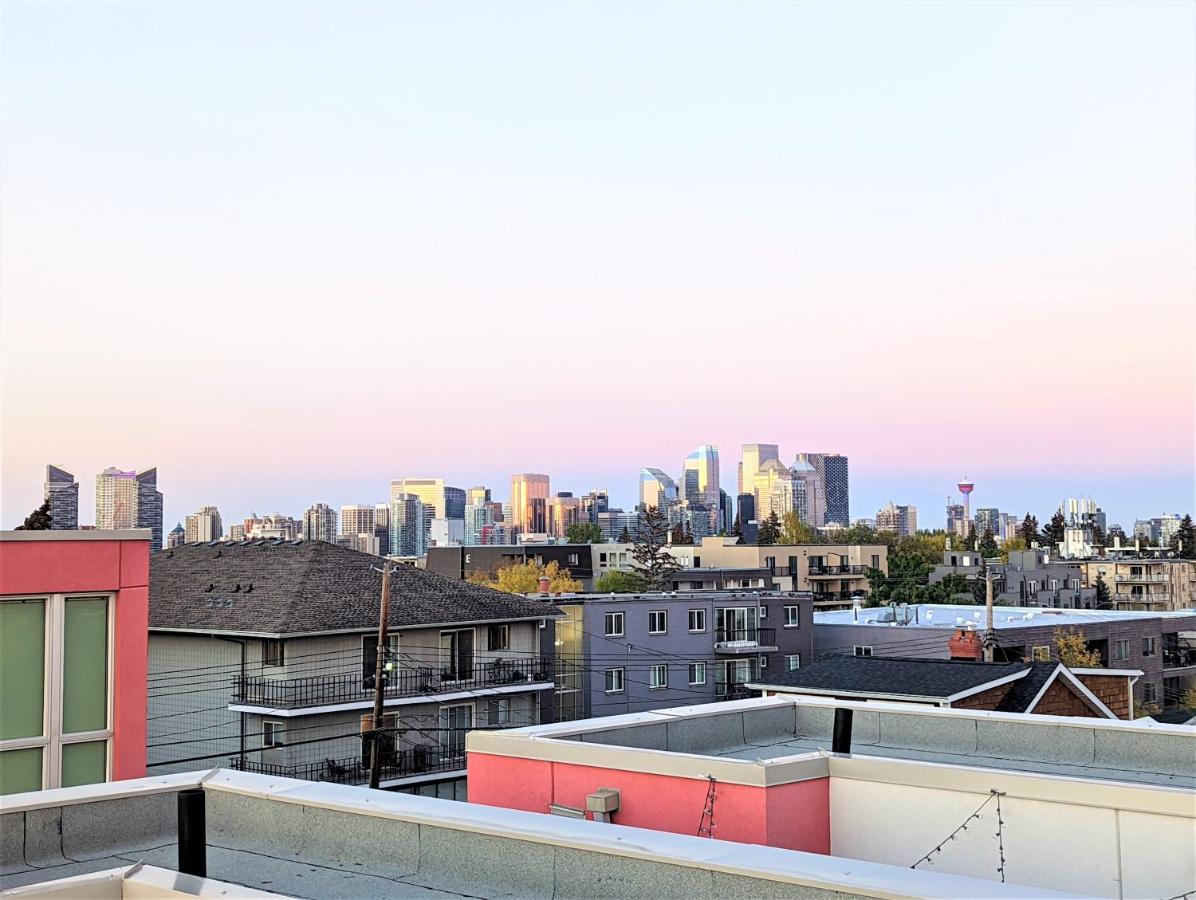 YYC Monki Di Executive Suites - Glas - Luxury Inner City Home 3 Min To Downtown W Private Rooftop Patio Fireplace מראה חיצוני תמונה
