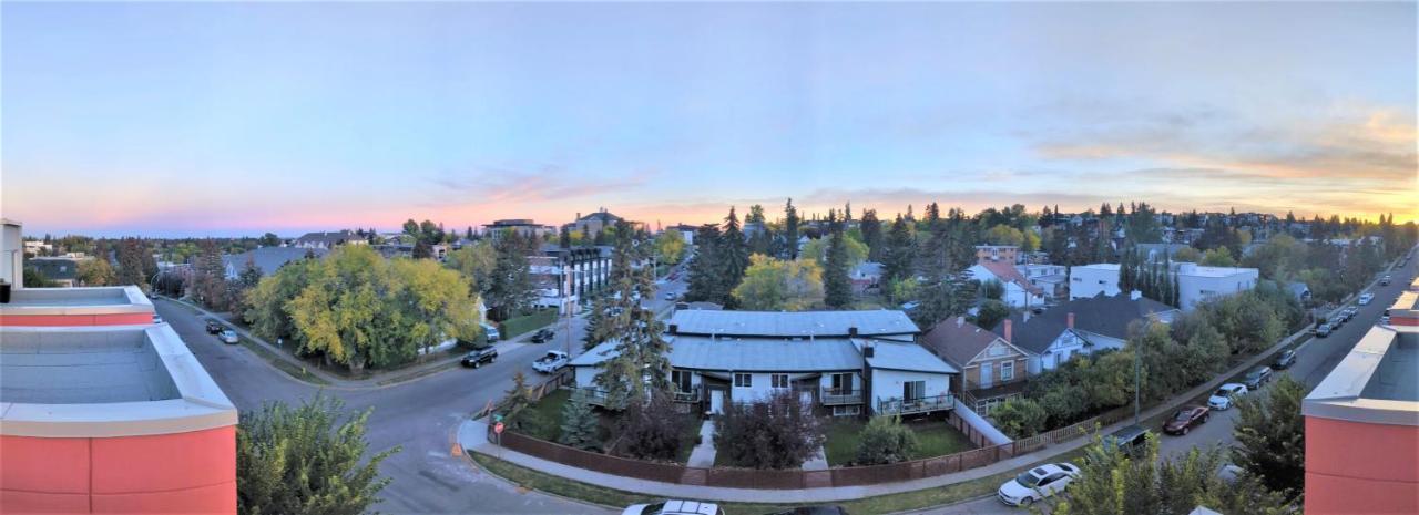 YYC Monki Di Executive Suites - Glas - Luxury Inner City Home 3 Min To Downtown W Private Rooftop Patio Fireplace מראה חיצוני תמונה